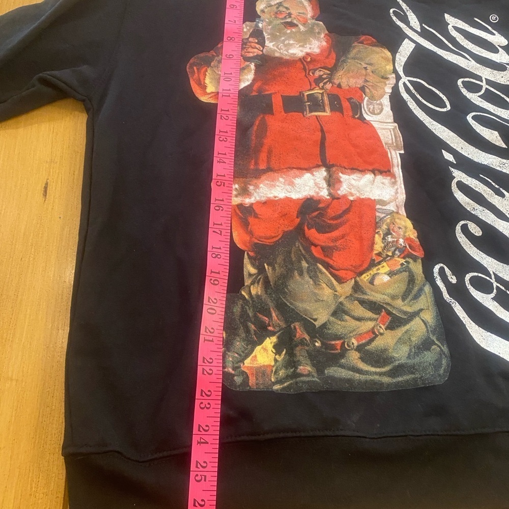 Women’s Christmas Santa Coca-Cola Crew Sweatshirt size xl new without tags - Picture 7 of 11